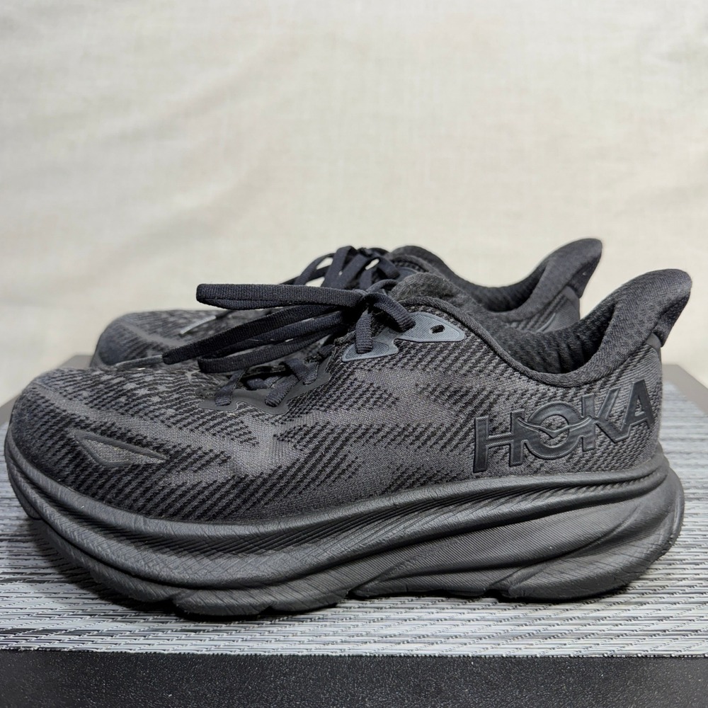 Hoka One Clifton 9 Shoes - Womens 7.5 - Black 1127896 BBLC Running Walking